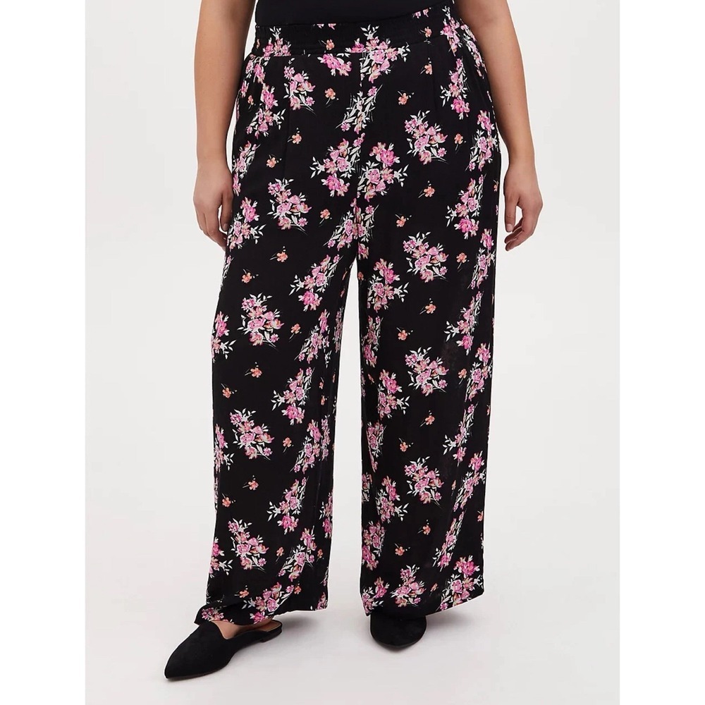 Torrid Floral Crinkle Gauze Wide Leg Pants Black Pink Plus Size‎ 0X L 12 Casual